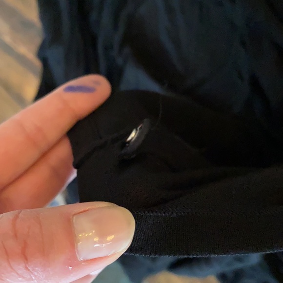 Light wrap around gap sweater - Picture 5 of 5